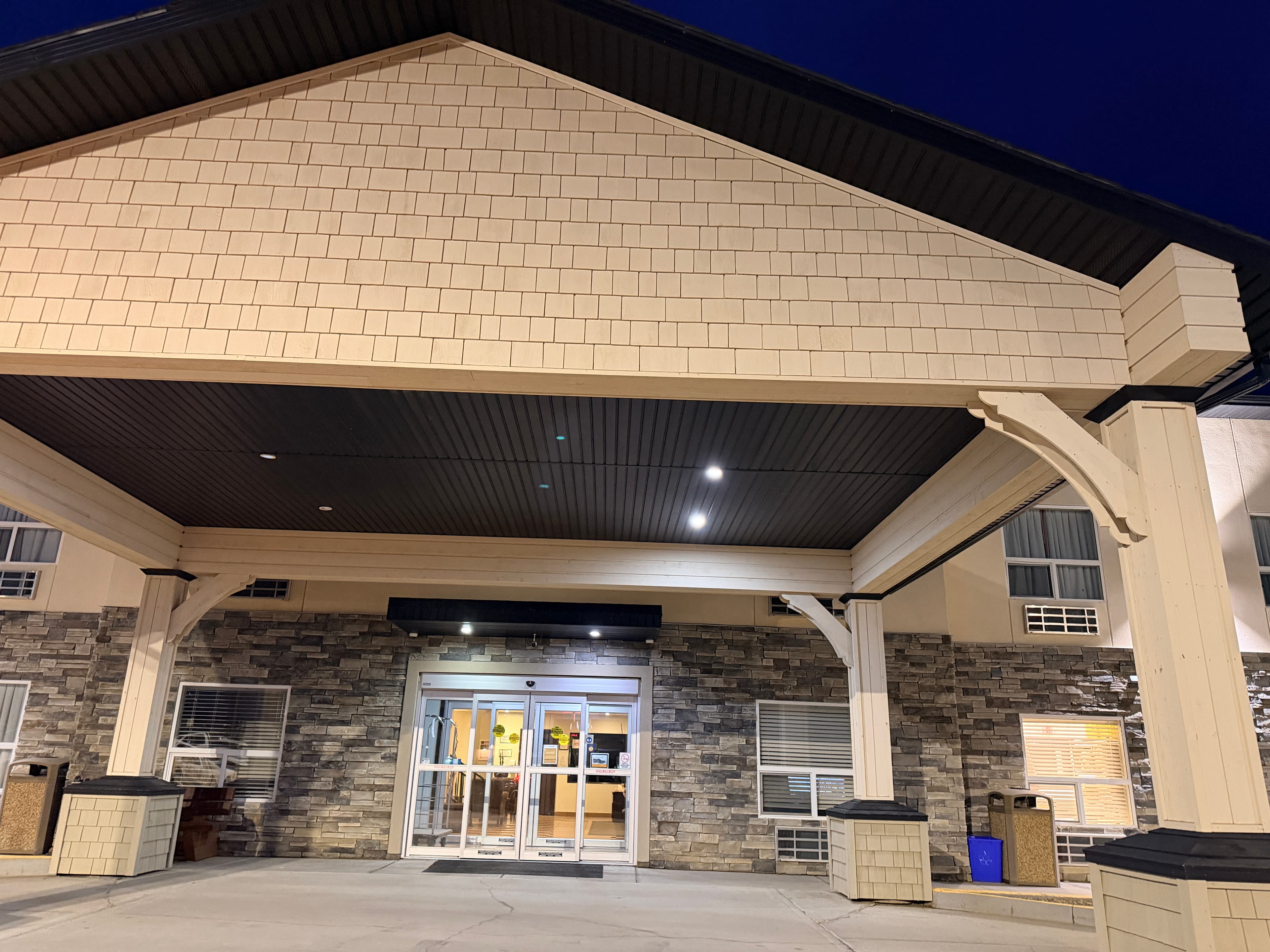Hotel at Night – Canopy