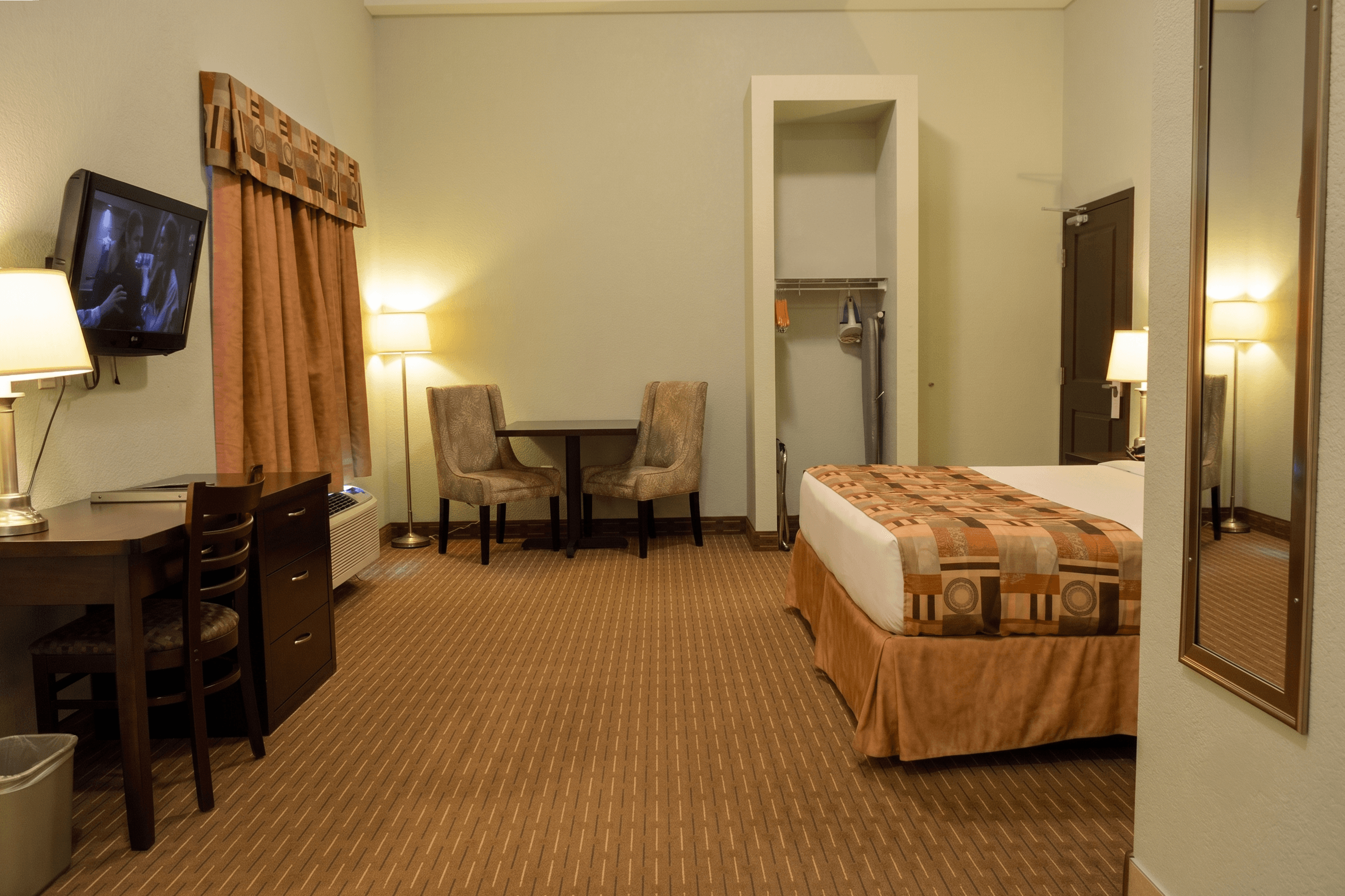 Golden Prairie Hotel rooms