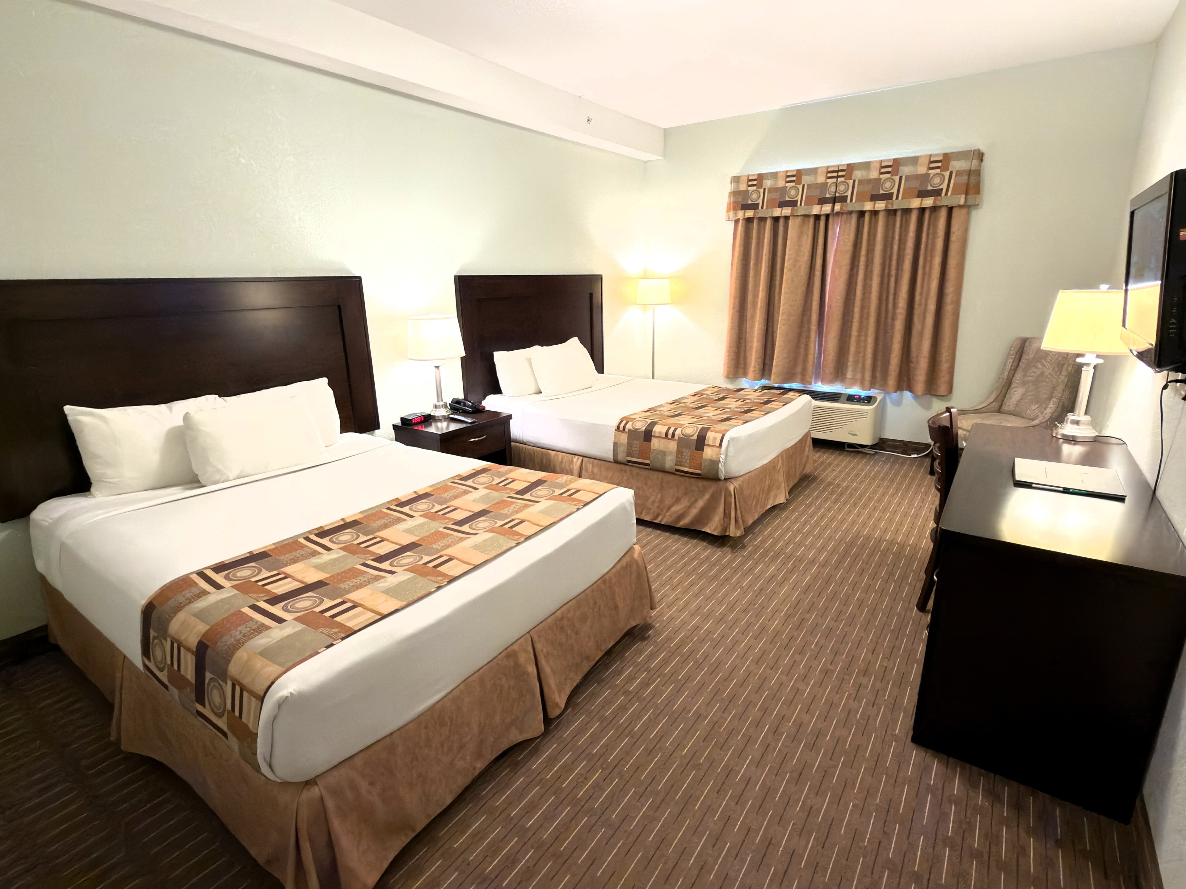 Double Queen Room